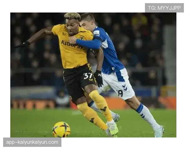 埃弗顿1-0小胜伯恩利，凭借净胜球优势暂时逃离降级区